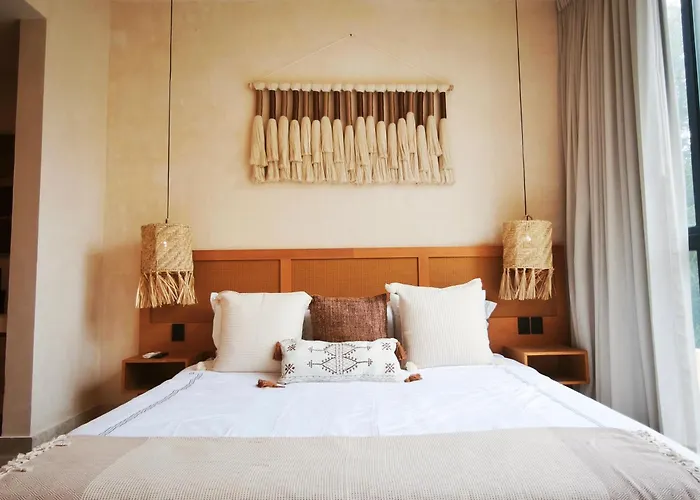 Oniric Aparthotel 4*